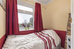 Bedroom- click for photo gallery